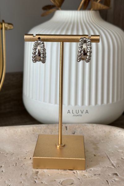 Arete plateado