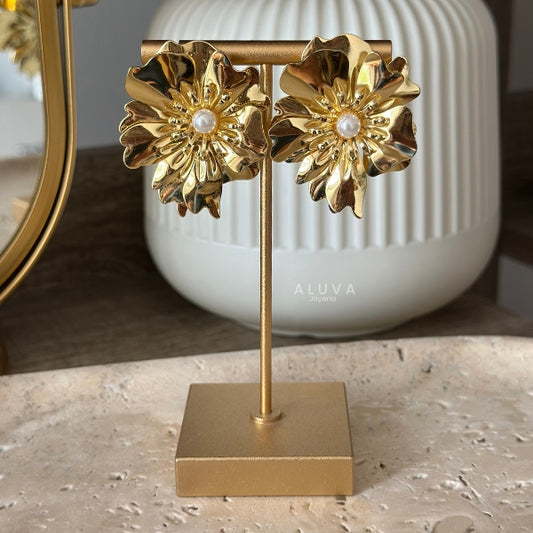 Arete flor con perla