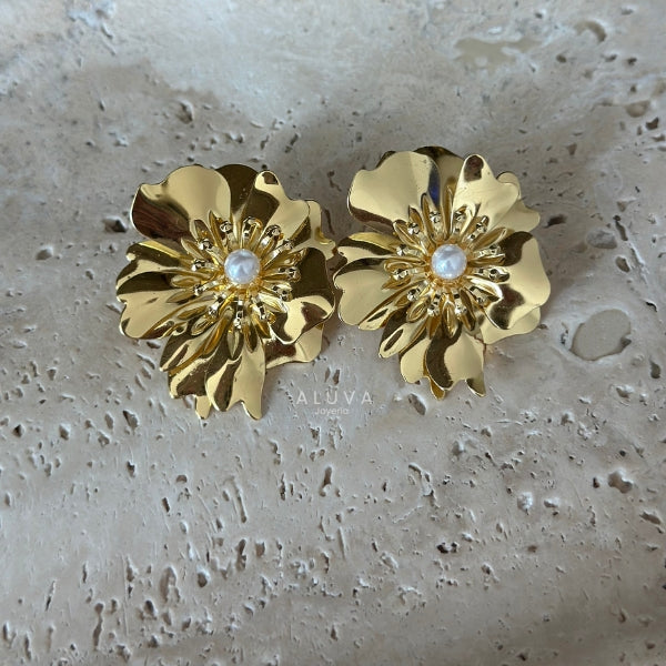 Arete flor con perla